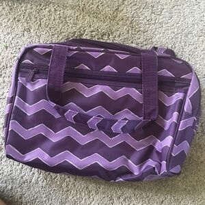 🔴Thirty One Zig Zag Lined Lunch TotecBag